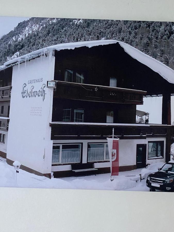 Gaestehaus -Pension Edelweiss Фент Екстериор снимка